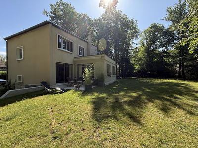 Maison - 153 m² - 6 pièces