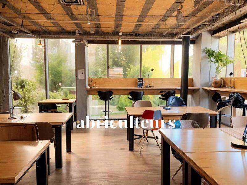 Bureau - 200 m² - 4 pièces