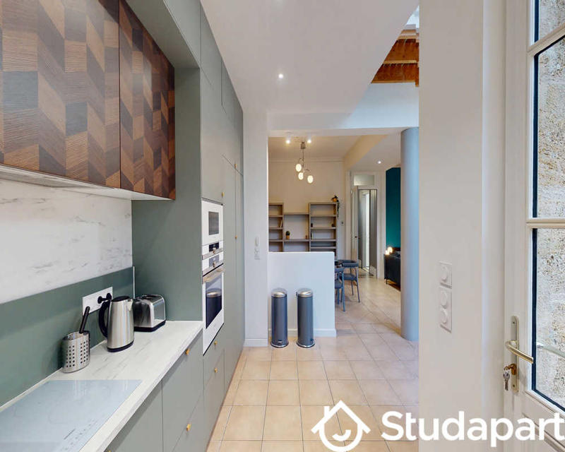 Chambre - 230 m² - 1 pièce