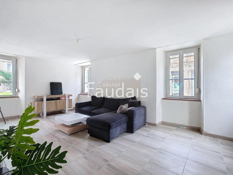 Maison - 160 m² - 6 pièces