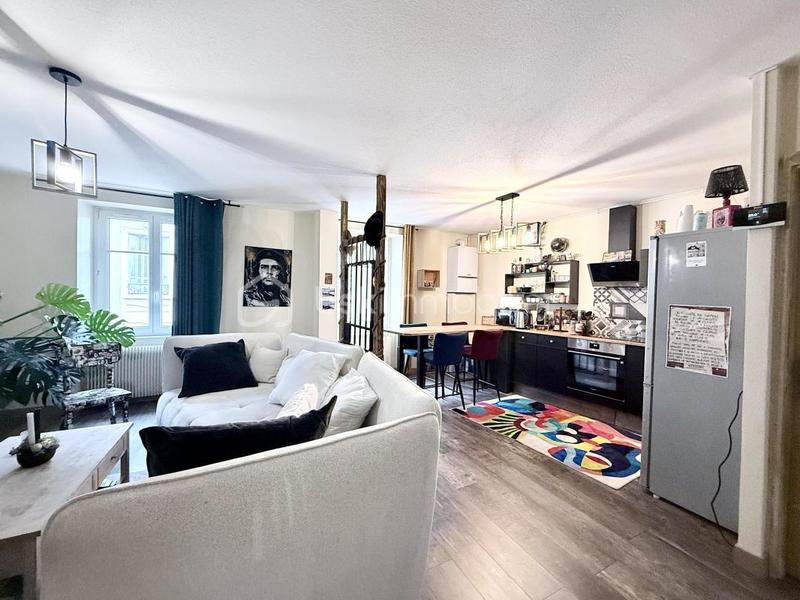 Appartement - 70 m² - 3 pièces