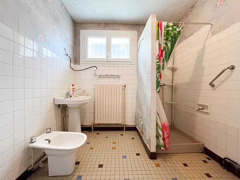 Maison - 104 m² - 6 pièces