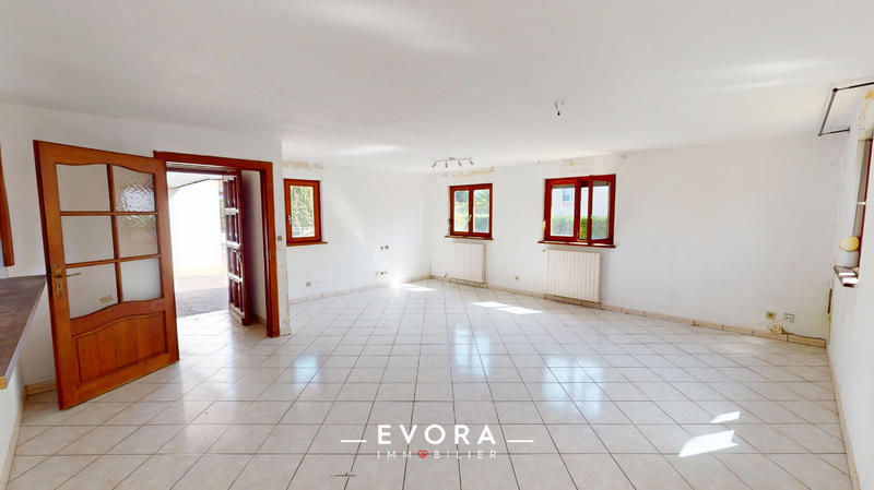 Maison - 300 m² - 7 pièces