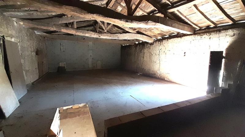 Grange - 200 m² - 4 pièces