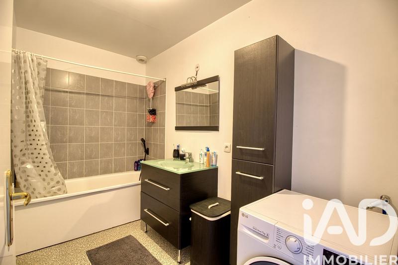 Maison - 93 m² - 5 pièces