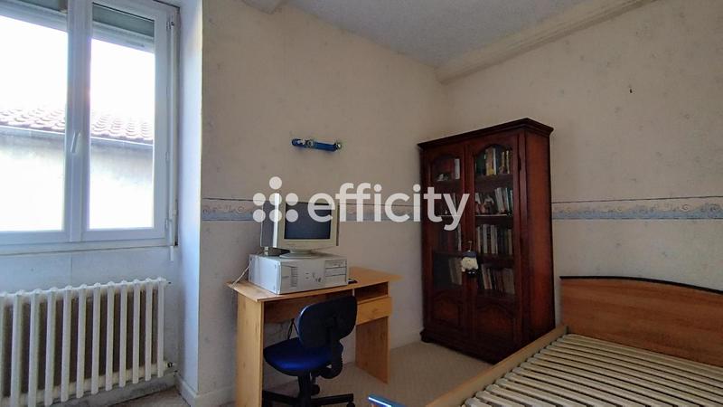 Maison - 93 m² - 4 pièces