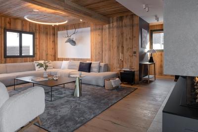 Maison - 267 m² - 8 pièces