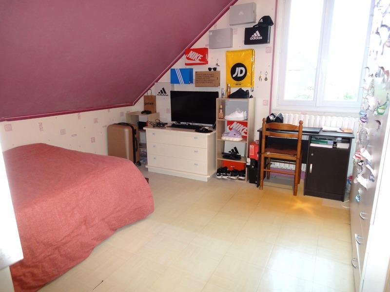 Maison - 128 m² - 7 pièces