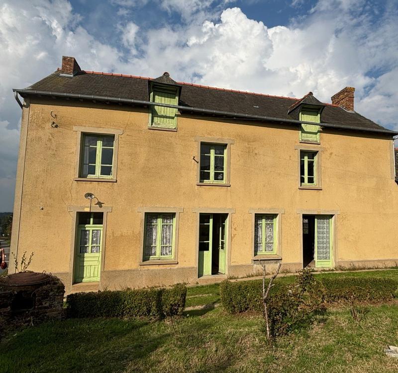 Maison traditionnelle - 203 m² - 10 pièces