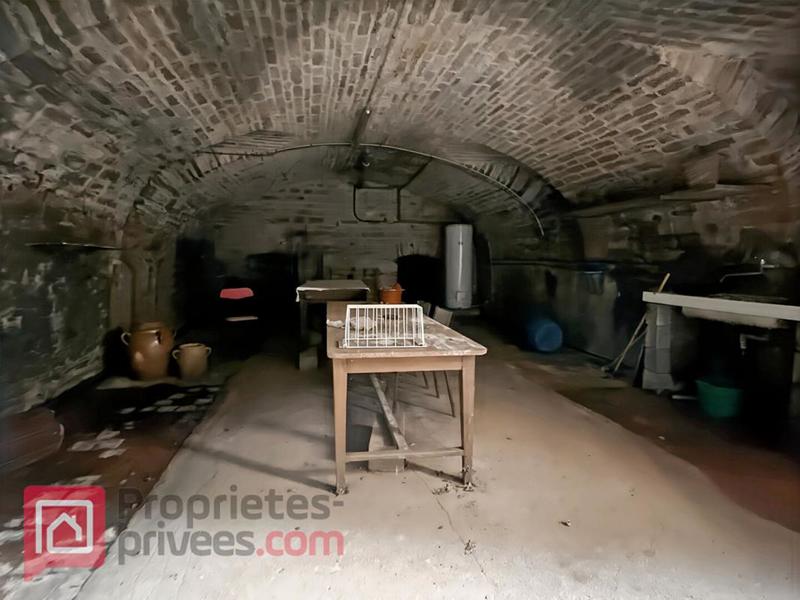 Maison - 263 m² - 9 pièces