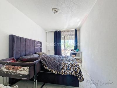 Appartement - 76 m² - 4 pièces