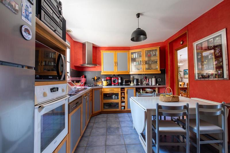 Maison - 130 m² - 6 pièces