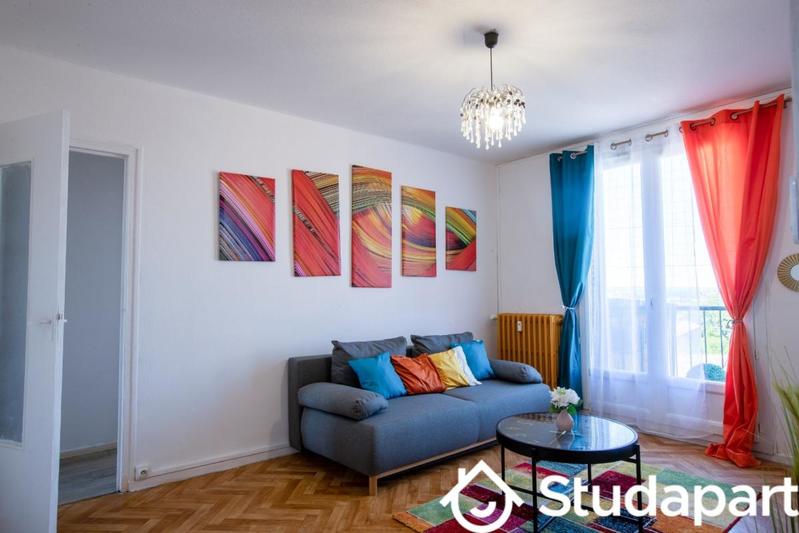 Chambre - 15 m² - 1 pièce