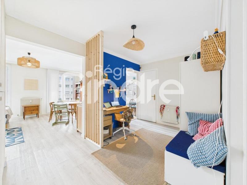 Appartement - 85 m² - 4 pièces