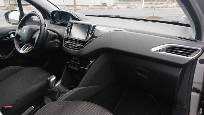 Peugeot 208 1.2 PureTech 110 Allure