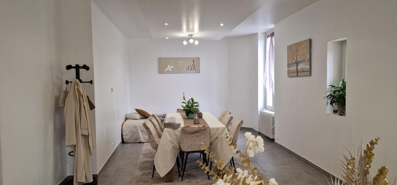 Maison - 158 m² - 6 pièces