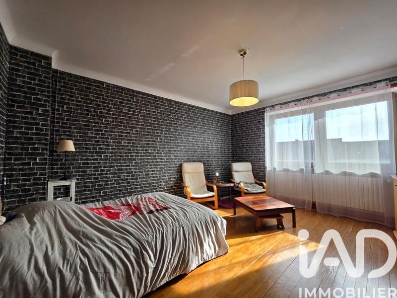 Maison - 140 m² - 6 pièces