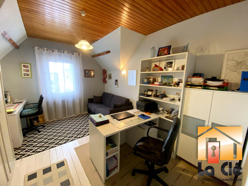 Maison traditionnelle - 156 m² - 5 pièces