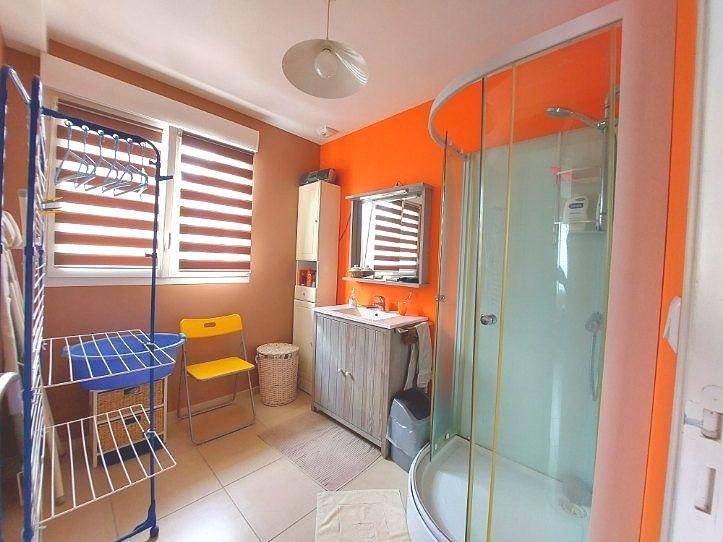 Maison traditionnelle - 124 m² - 6 pièces