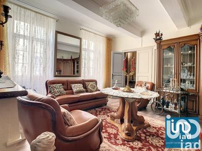 Maison - 298 m² - 14 pièces