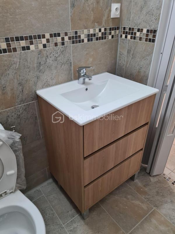 Maison - 90 m² - 3 pièces