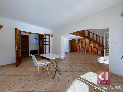 Maison - 188 m² - 8 pièces