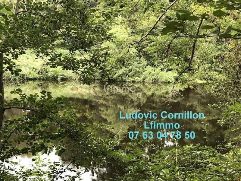 Maison - 210 m² - 8 pièces