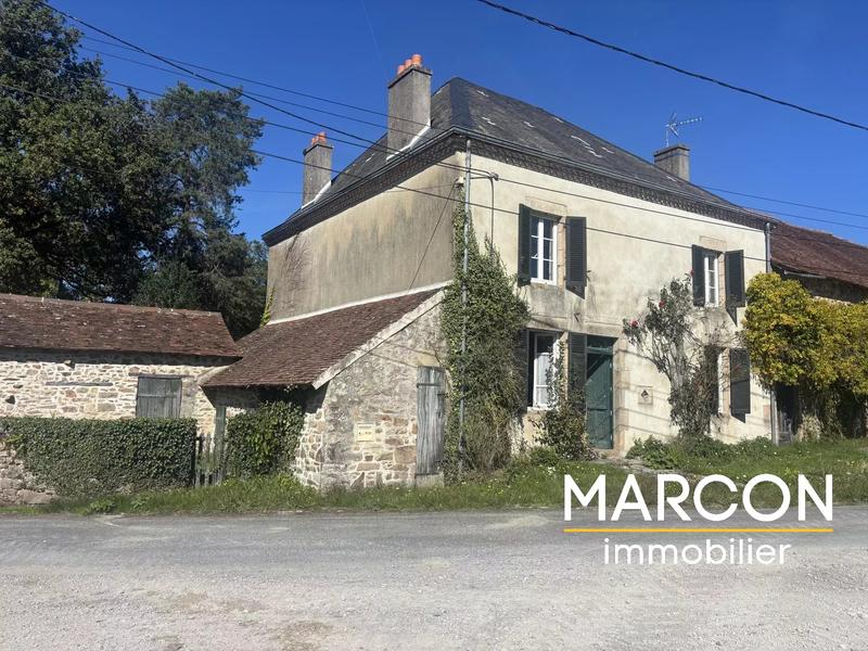 Propriété - 212 m² - 9 pièces