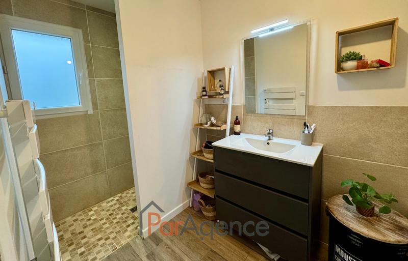 Maison - 104 m² - 4 pièces