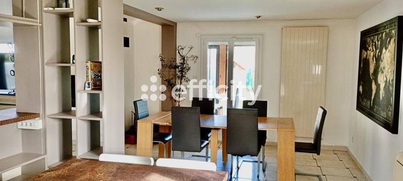 Villa - 185 m² - 6 pièces