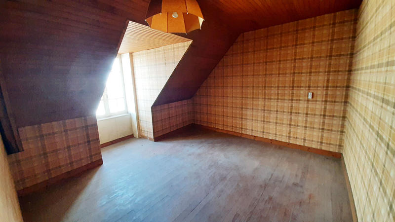 Maison - 150 m² - 7 pièces