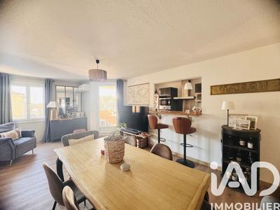 Appartement - 81 m² - 3 pièces