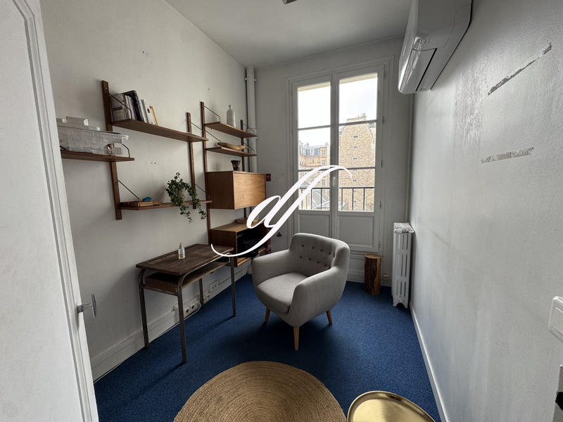 Bureau - 84 m² - 4 pièces