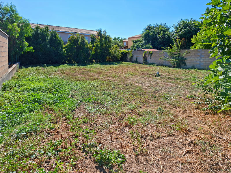 Terrain - 557 m²