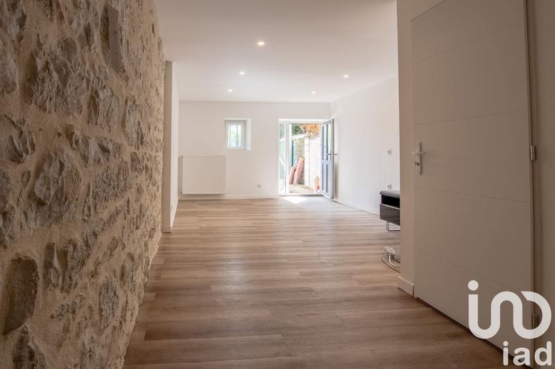 Maison - 180 m² - 9 pièces