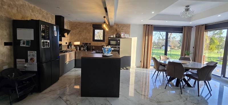 Villa - 150 m² - 7 pièces