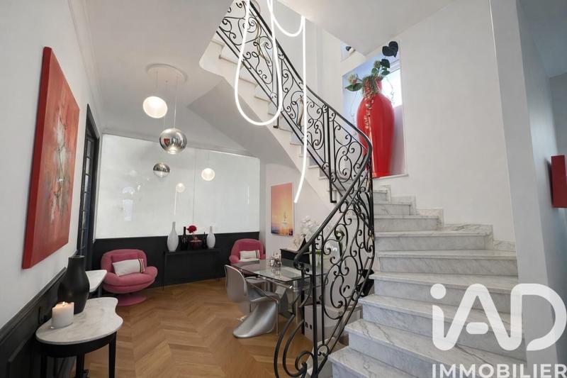 Maison - 170 m² - 5 pièces