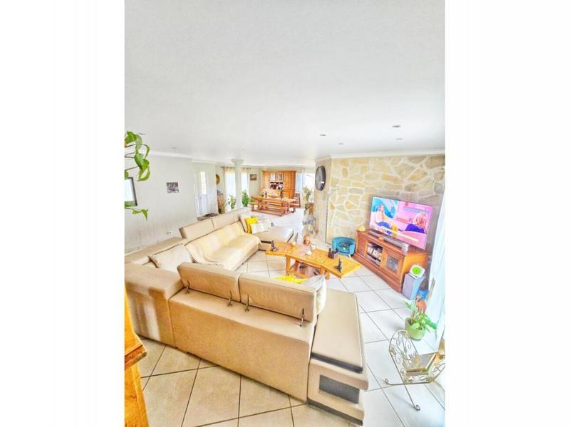 Villa - 207 m² - 7 pièces