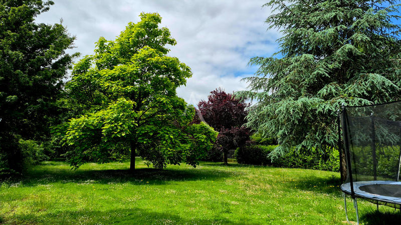 Maison - 161 m² - 8 pièces