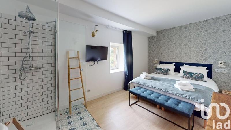 Maison - 590 m² - 20 pièces