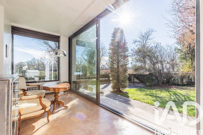 Maison - 195 m² - 8 pièces