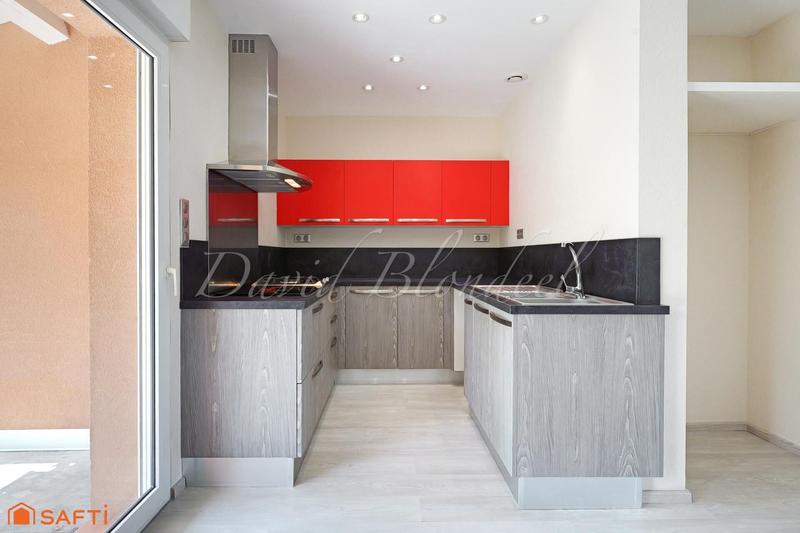 Maison - 111 m² - 5 pièces