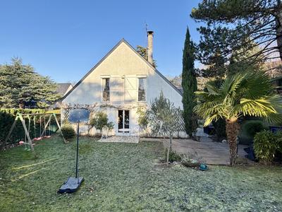 Maison - 145 m² - 6 pièces