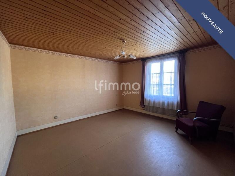 Maison - 374 m² - 17 pièces