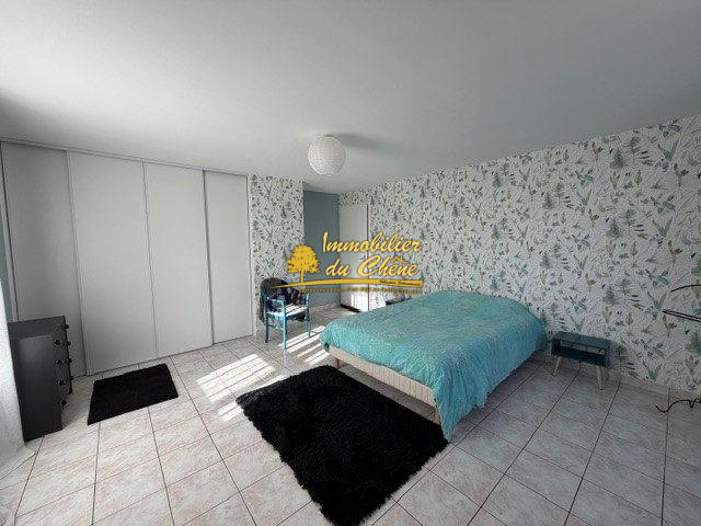 Maison - 165 m² - 6 pièces