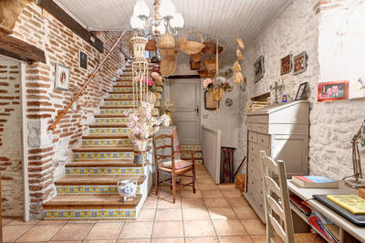 Maison - 208 m² - 9 pièces