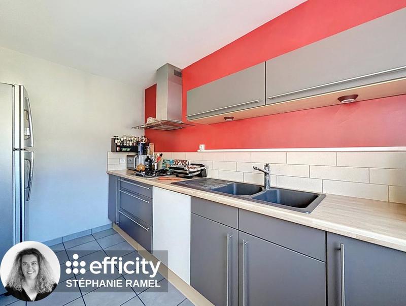 Appartement - 82 m² - 4 pièces