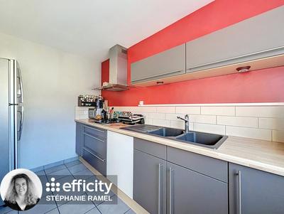 Appartement - 82 m² - 4 pièces