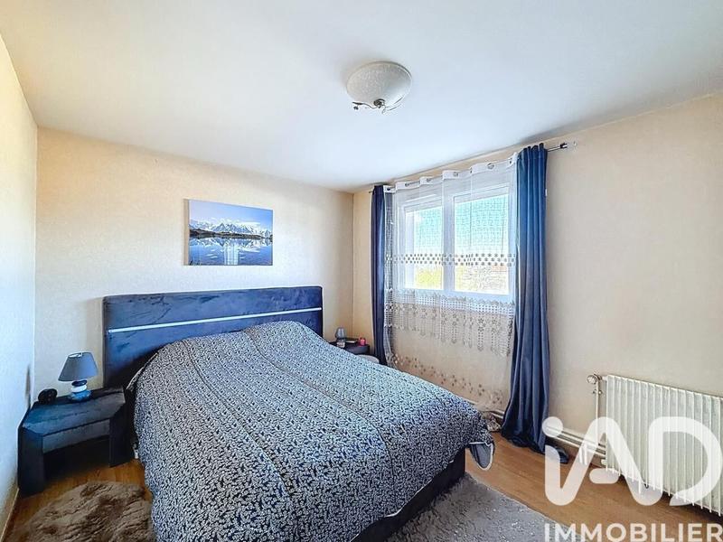 Maison - 93 m² - 5 pièces