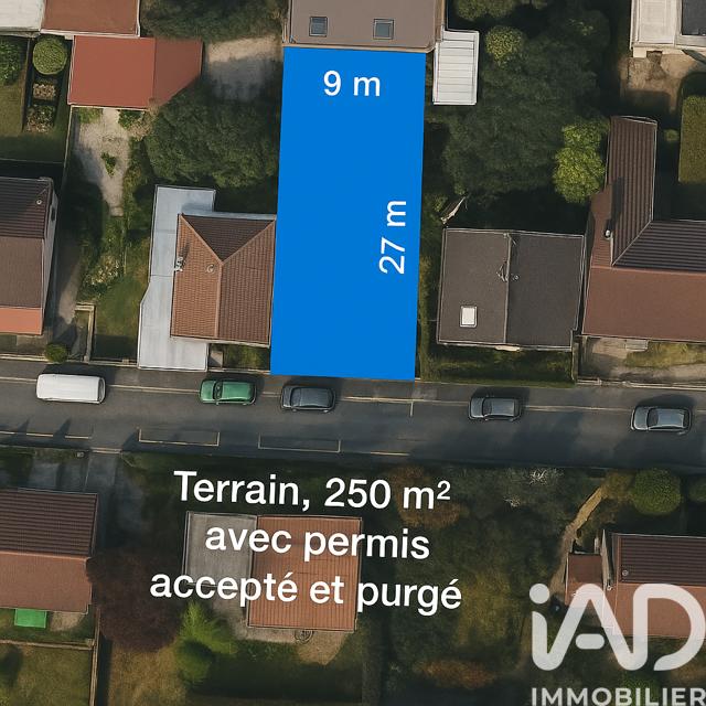 Terrain - 250 m²